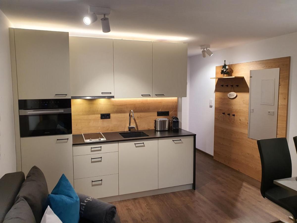 Apartment Leontina Kaprun Exterior photo