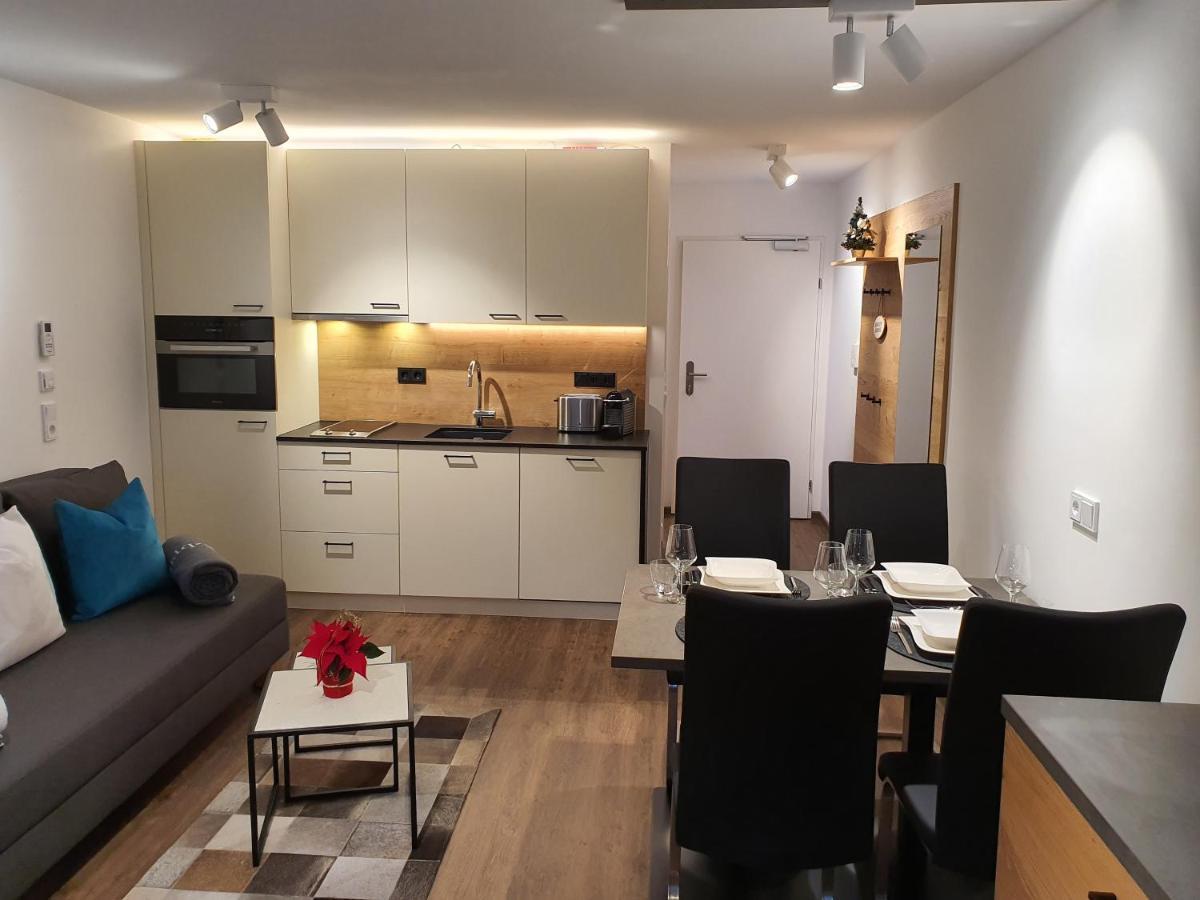 Apartment Leontina Kaprun Exterior photo